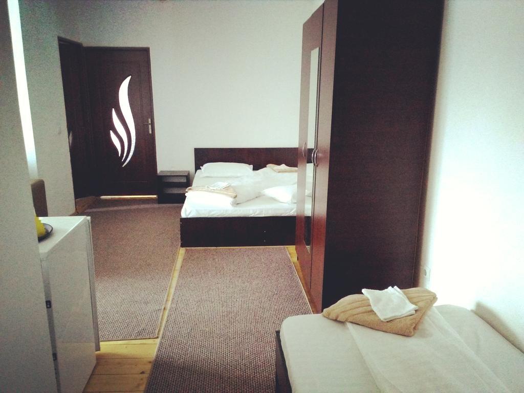 Casa Kiev Hotel Sibiu Esterno foto