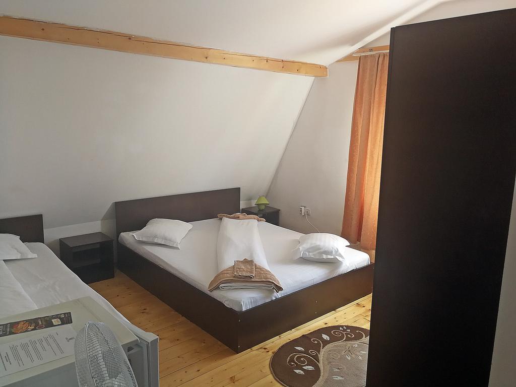 Casa Kiev Hotel Sibiu Esterno foto