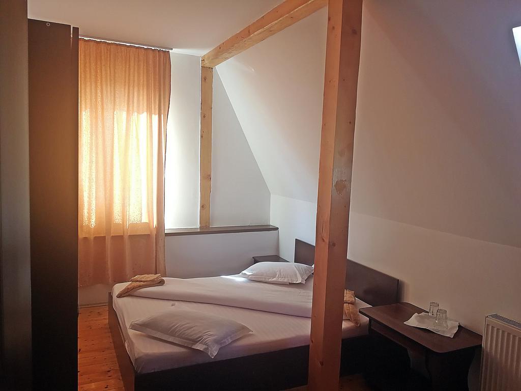 Casa Kiev Hotel Sibiu Esterno foto